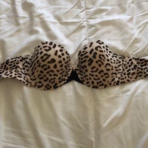 Victoria’s Secret Strapless Bra